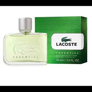 Lacoste Essential